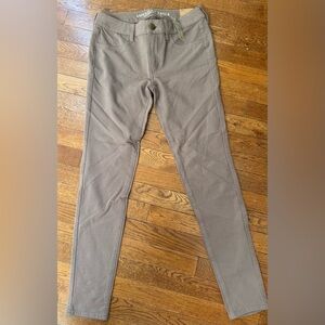 Taupe American Eagle Skinny Jeggings Size 6